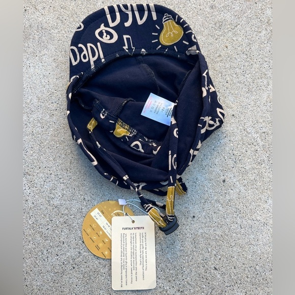 Kid's Furtalk Hat Multicolor Logo All-Over 0-2T Sun Protection Light NWT Travel - Picture 11 of 11